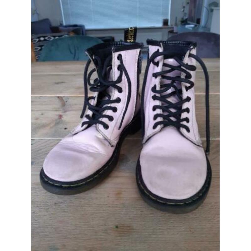 Dr. Martens 33