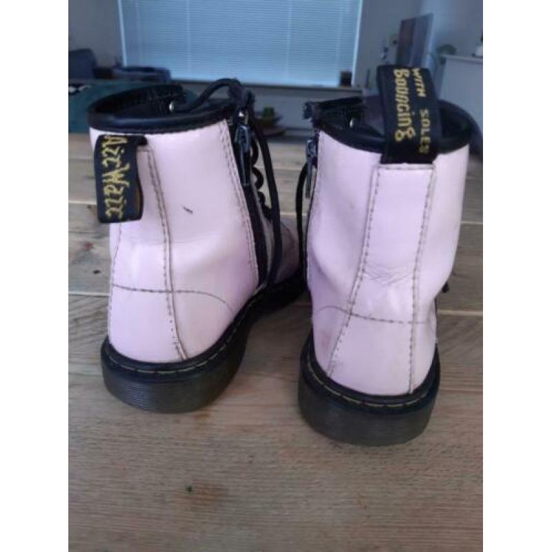 Dr. Martens 33