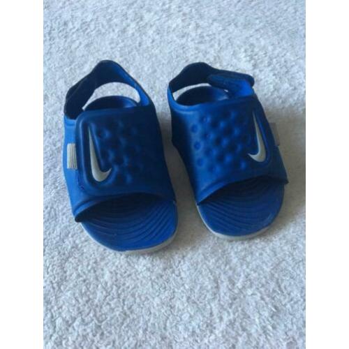Nike slippers water schoentjes 21