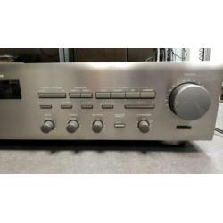 Yamaha RX-460 top versterker