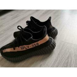 Adidas Yeezy 350 v2 black copper