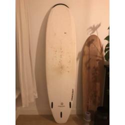 Bic 7’6 surfboard minder dan een jaar oud z.g.a.n.