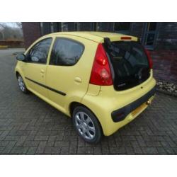 Peugeot 107 XR 1.0 5 deurs airco! airco,nieuwstaat!