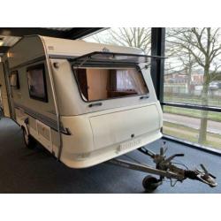 Hobby Classic 400 TM Met Treinzit en Normale Zit