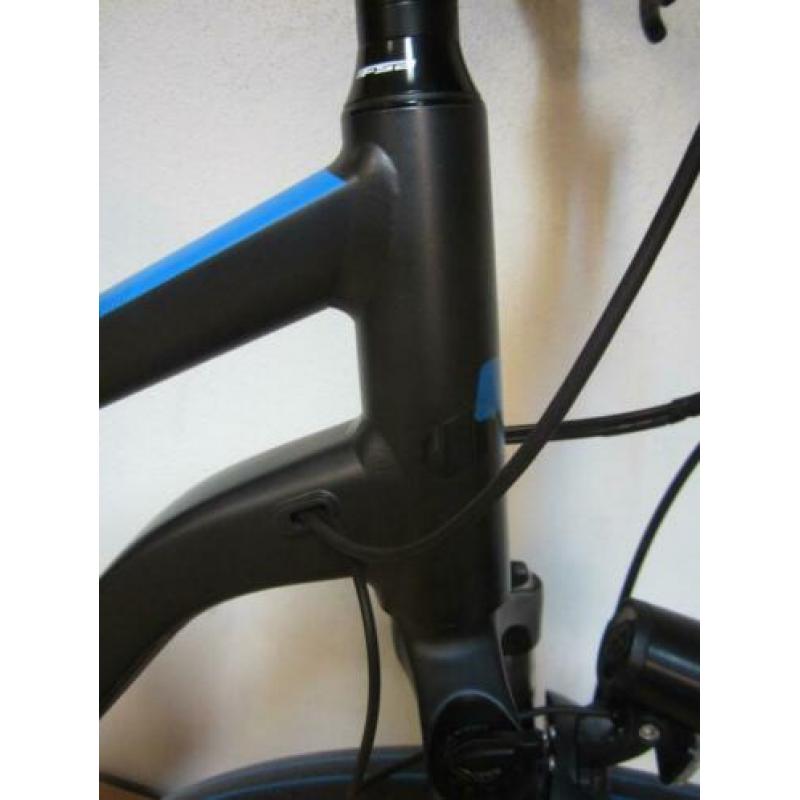 Cube Kathmandu Pro met Bosch Performance CX Nieuw