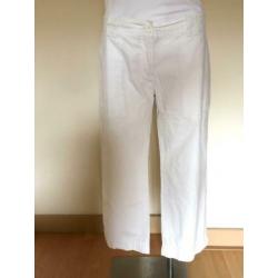 Witte driekwart 3/4 broek maat M / 40