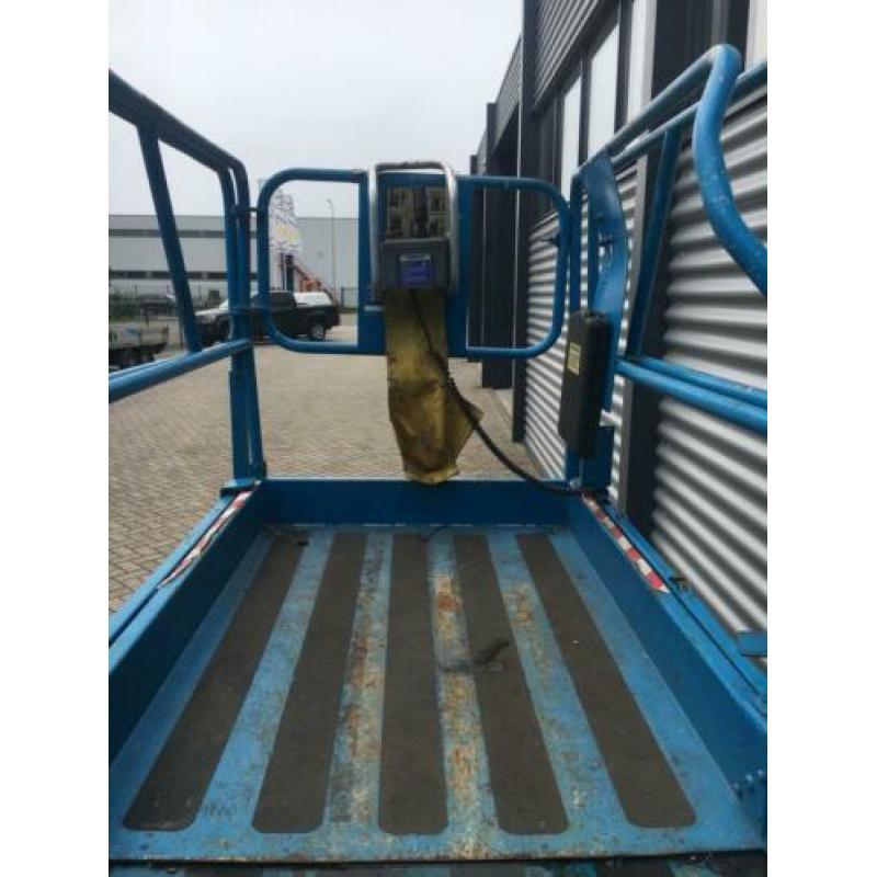 Genie GS2046 hoogwerker schaarhoogwerker 2000 (bj 2000)