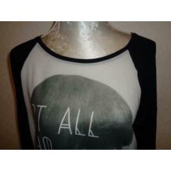Only s valt als M