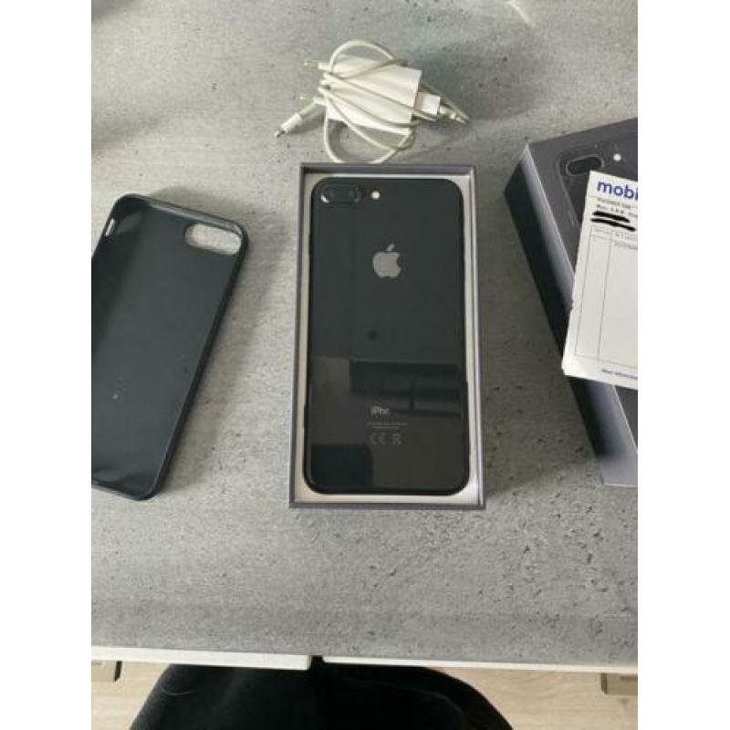 IPhone 8 Plus 64 GB space grey