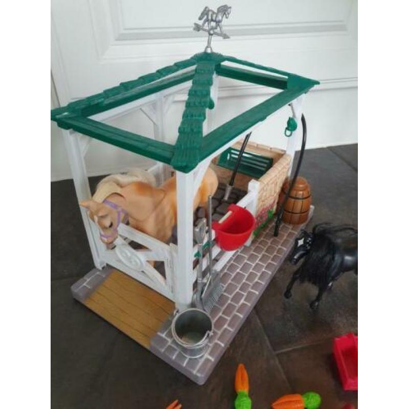 Paarden grand champion 1998 en stal en toebehoren