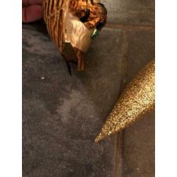 Goudkleurige accessoires voor kerstboom