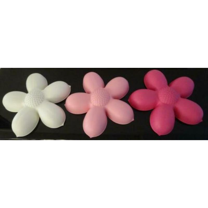3 Ikea bloemenlampen voor kinderkamer (roze en wit)