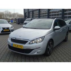 Peugeot 308 SW 2.0 BlueHDI Blue Lease Executive / Aut / Pano