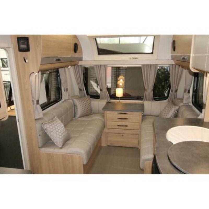 Elddis Avante 554