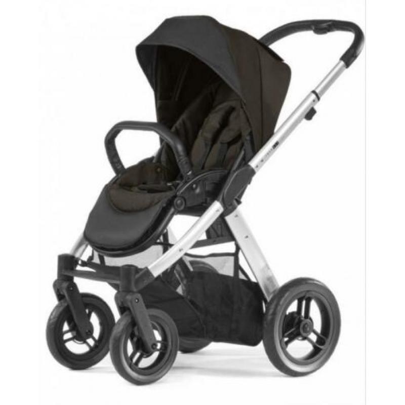 Mutsy transit kinderwagen (incl reiswieg voetenzak adapters)