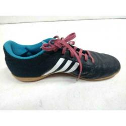 Adidas zaalvoetbalschoenen maat 35 (21,5cm)