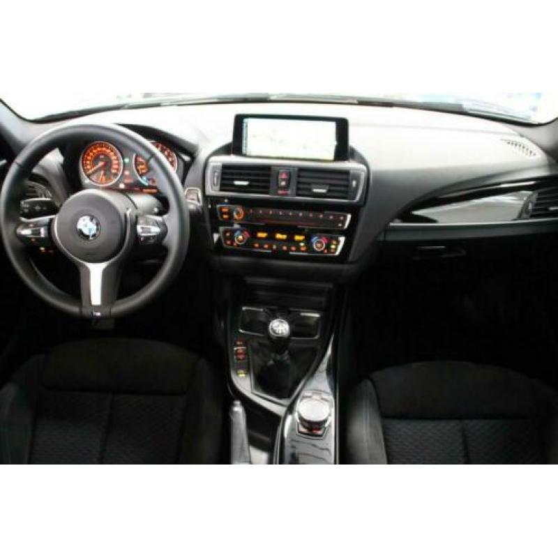BMW 1 Serie 116i M Sport / Driving Assistant / Park Assistan