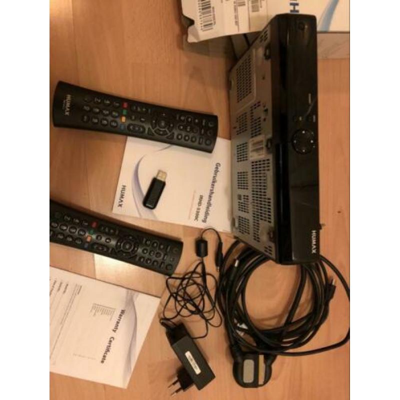 Humax 5300C Digitale HDTV kabelontvanger incl usb dongle
