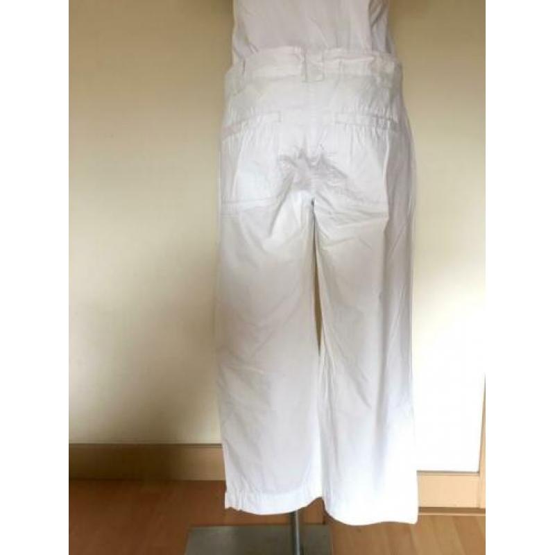 Witte driekwart 3/4 broek maat M / 40