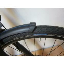 Cube Kathmandu Pro met Bosch Performance CX Nieuw