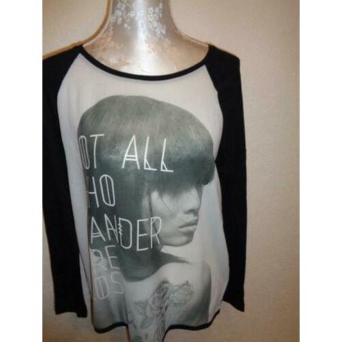 Only s valt als M