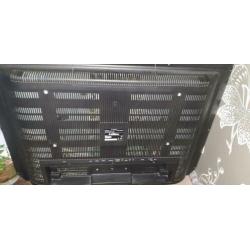 Q media tv lcd 31.5 inch