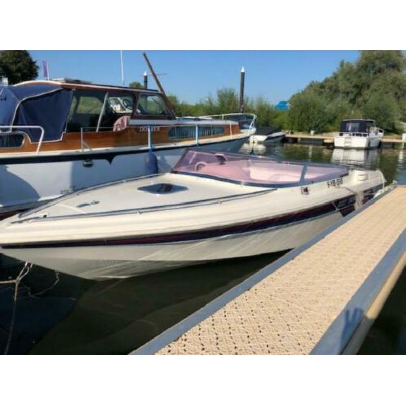 Performance 607 incl trailer. Nieuwe Volvo penta motor
