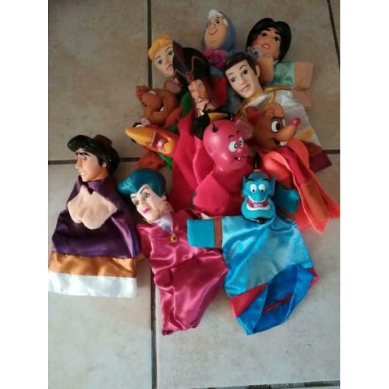 Poppenkast poppen Aladin etc. 12 stuks