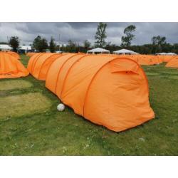 Roskilde Festival tent. 1x gebruikt. 6p tunnel en 3p iglo.