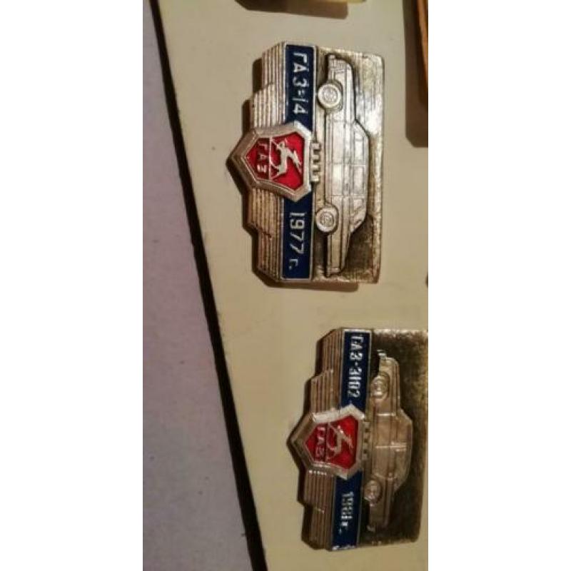 Russische auto PINS, van het merk Gaz. Jaren 70