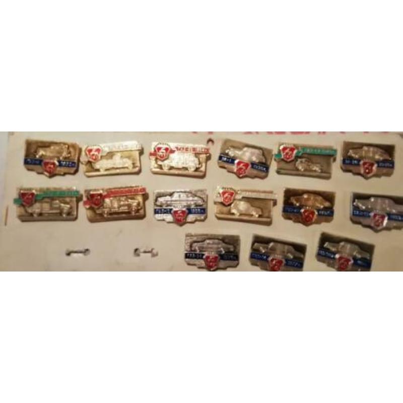 Russische auto PINS, van het merk Gaz. Jaren 70