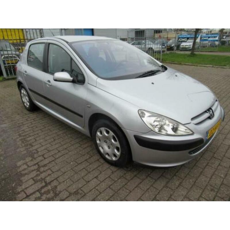 Peugeot 307 1.4 XT 5-Deurs/Climate control! (bj 2001)