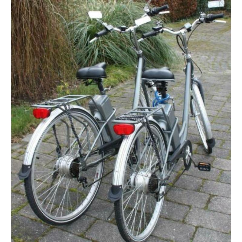 1of 2 complete, weinig gebruikt, maar goedkope E-Bikes