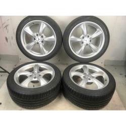 Lichtmetalen velgen Mercedes C Klasse breedset 225/45R17