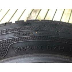 Winterbanden Kleber Kristalp 16 inch