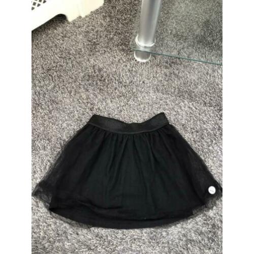 4 kleding stukken maat 110/116