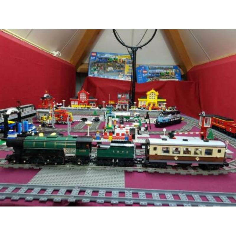 Lego trein 10194 emerald night train express
