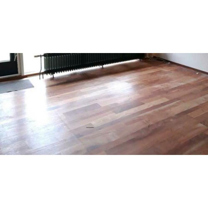 45 m2 Massief houten vloer verschillende plankafmetingen