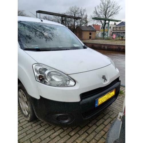 peugeot partner 1.6 hdi bj 2013