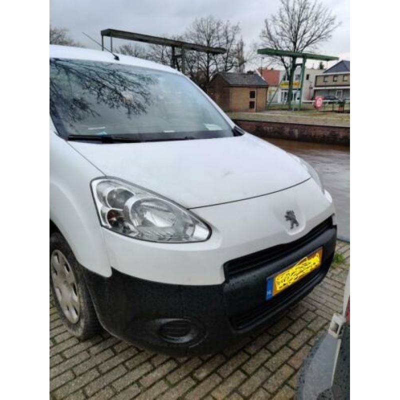 peugeot partner 1.6 hdi bj 2013