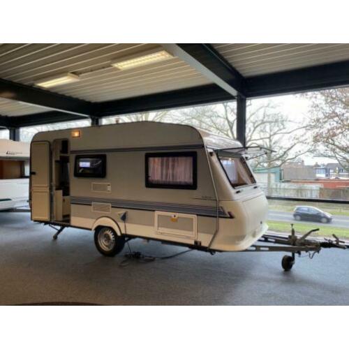 Hobby Classic 400 TM Met Treinzit en Normale Zit