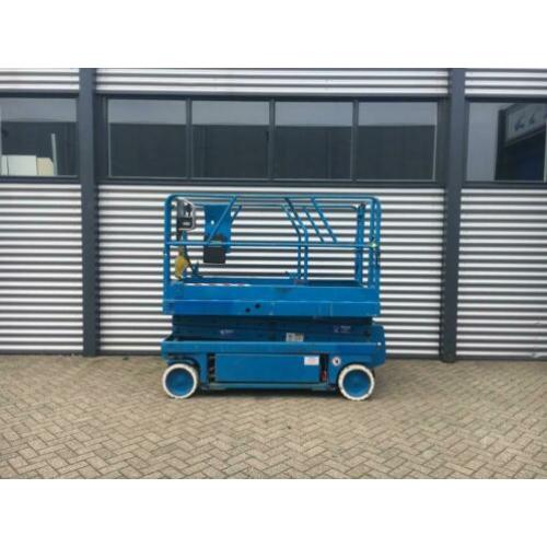 Genie GS2046 hoogwerker schaarhoogwerker 2000 (bj 2000)