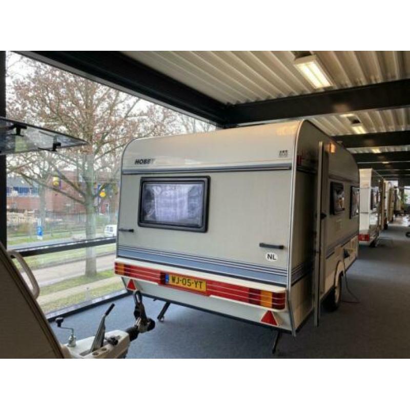 Hobby Classic 400 TM Met Treinzit en Normale Zit