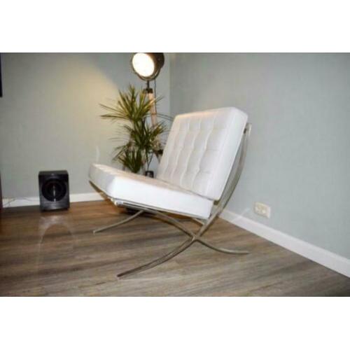 Nieuwe Barcelona chair wit !! Slechts 100,- OP = OP