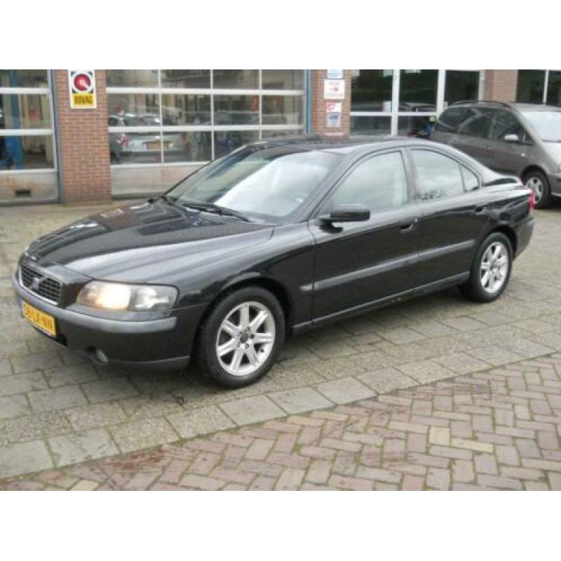 Volvo S60 2.4 140PK