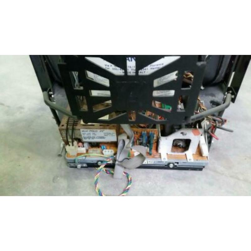 Monitor CRT