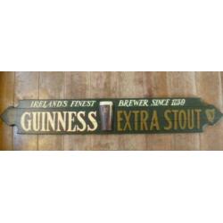 Heel groot (152 cm) handgeschilderd pubbord van Guinness