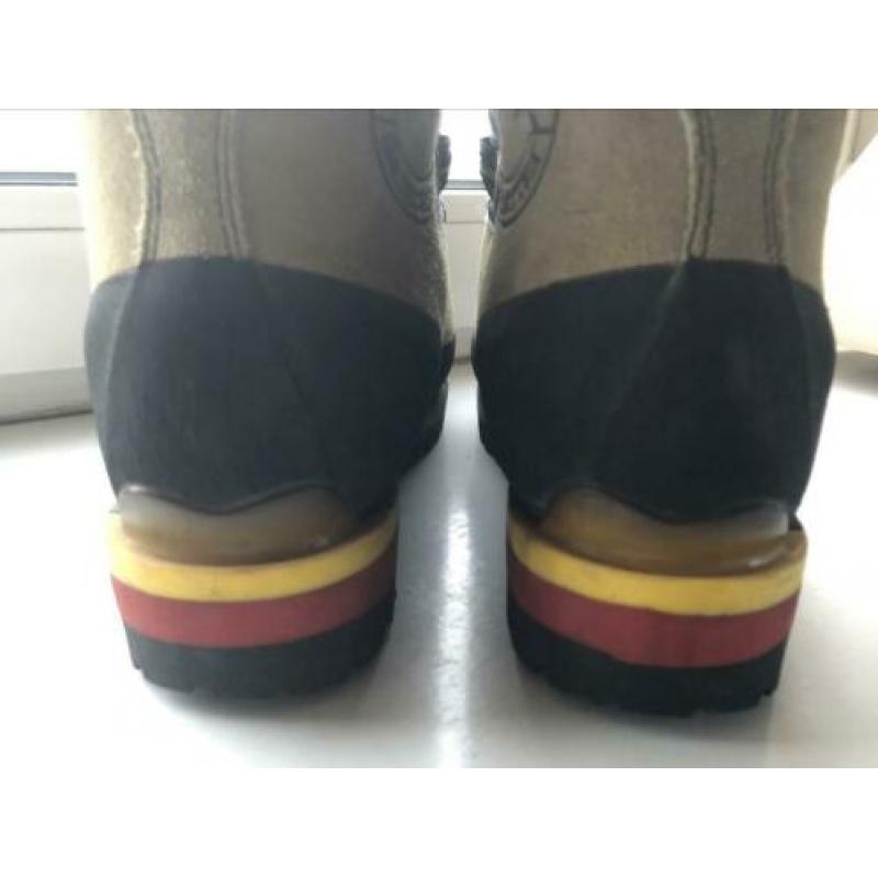 La Sportiva Stijgijzervaste Bergschoenen Maat 39 ZGAN