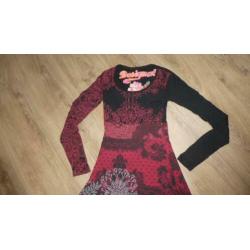DESIGUAL super leuke jurk rood zwart