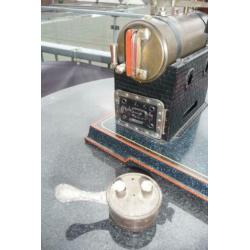 Anntiek speelgoed : falk stoommachine